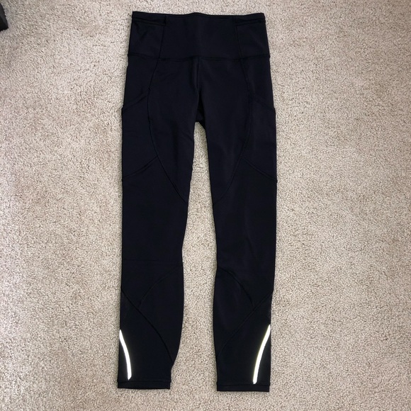 Lululemon Reflective Mesh Running Tights - Picture 3 of 9